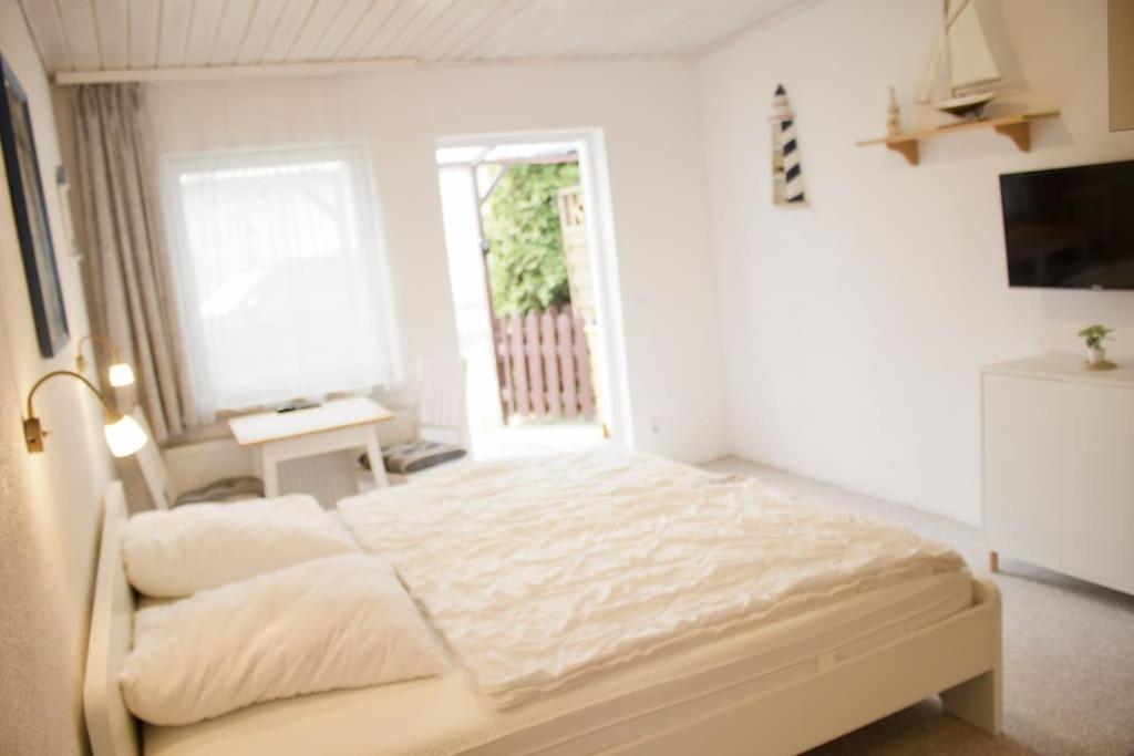Schoener Gartenbungalow Sellin  Bagian luar foto